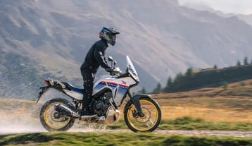  MOTOCIKLI