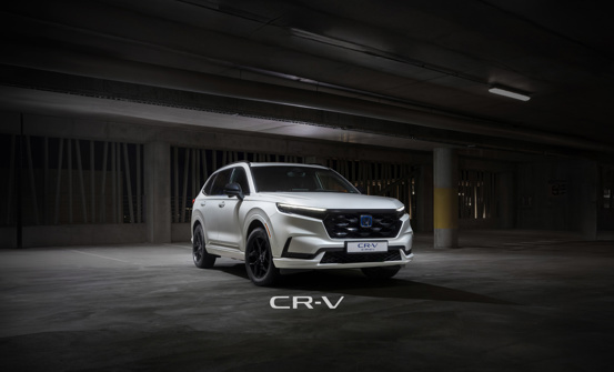 Honda plug-in hybrid CR-V in Platinum White Pearl. 